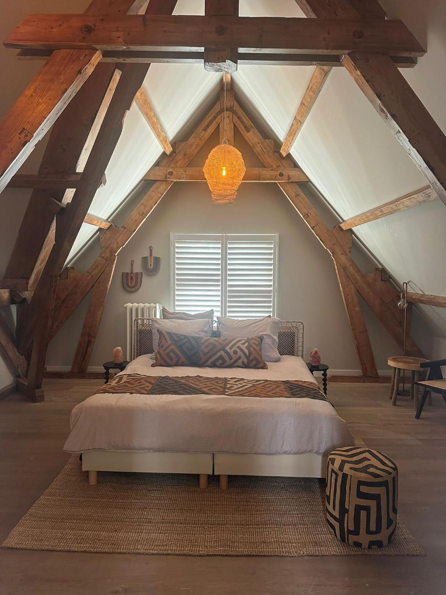 Cosy Close To The And Centre Hotel Den Haag